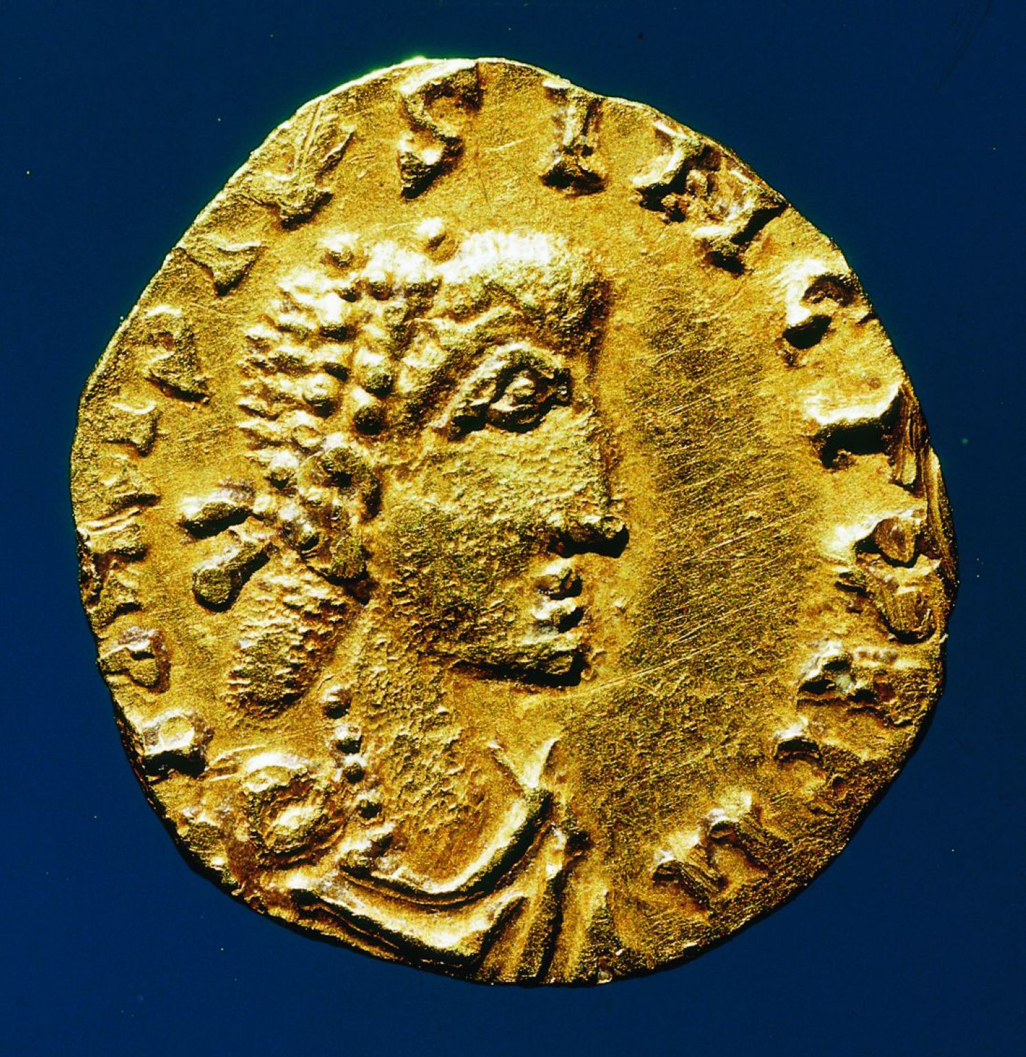 monnaie mérovingienne représentant Dagobert Ier, roi des Francs