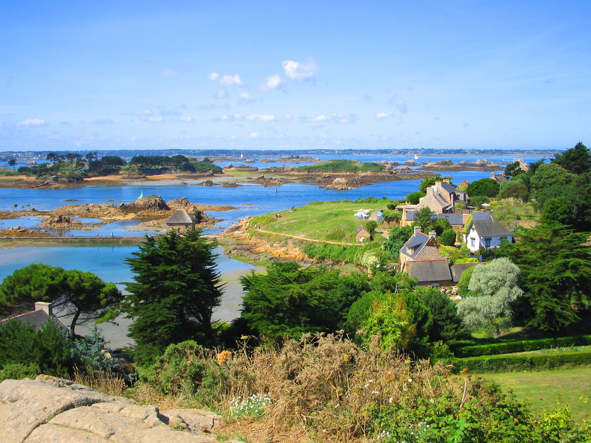 paysage de l’île de Bréhat, en Bretagne